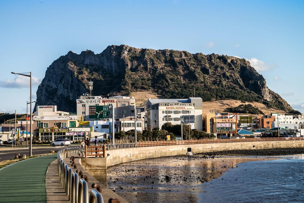 Hotel Aroha Jeju Seogwipo Exterior photo