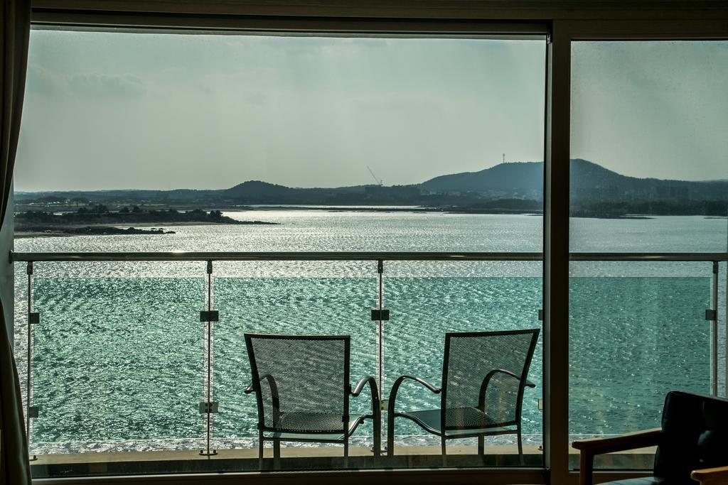 Hotel Aroha Jeju Seogwipo Exterior photo