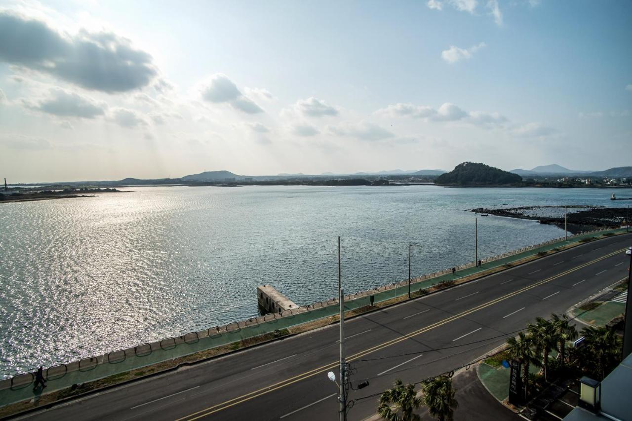 Hotel Aroha Jeju Seogwipo Exterior photo
